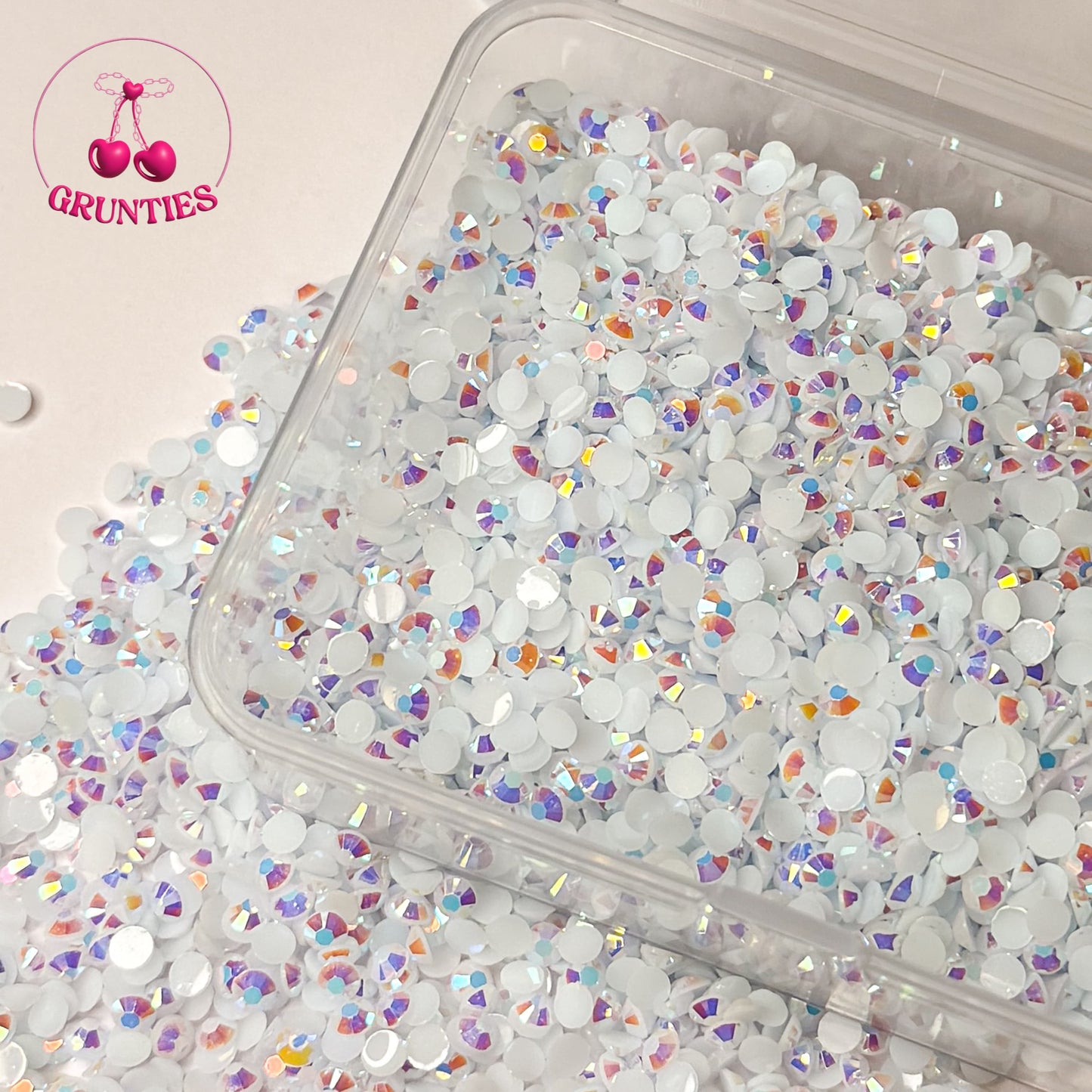 White Sparkling Rhinestones – 6000pcs 3mm